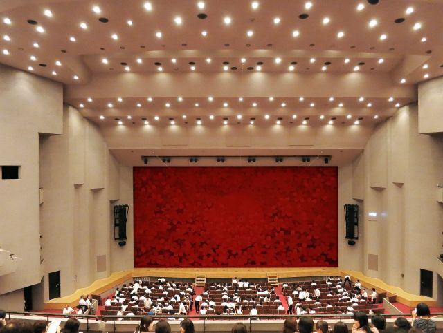 天海祐希、檀れい…宝塚「新人公演」で“伝説”を残したスターたちの画像