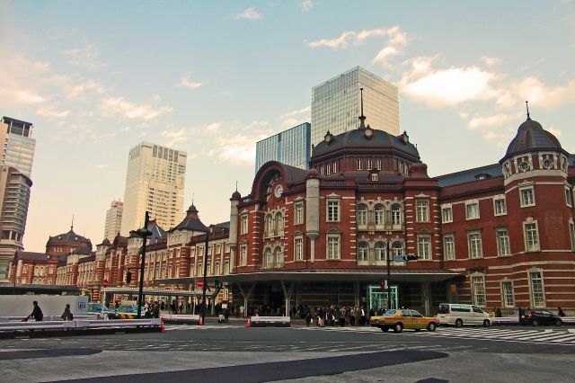 首都の象徴・東京駅は「買い手がつかないほど」の荒地だった!?の画像