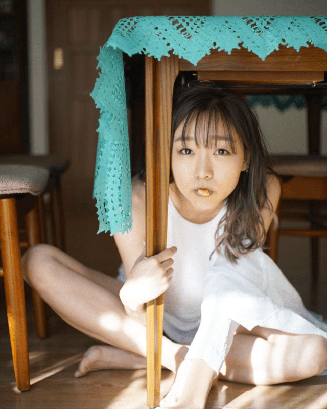 須田亜香里、“彼女感満載”オフショ に「レべチ」「おブスキャラも限界」の声の画像