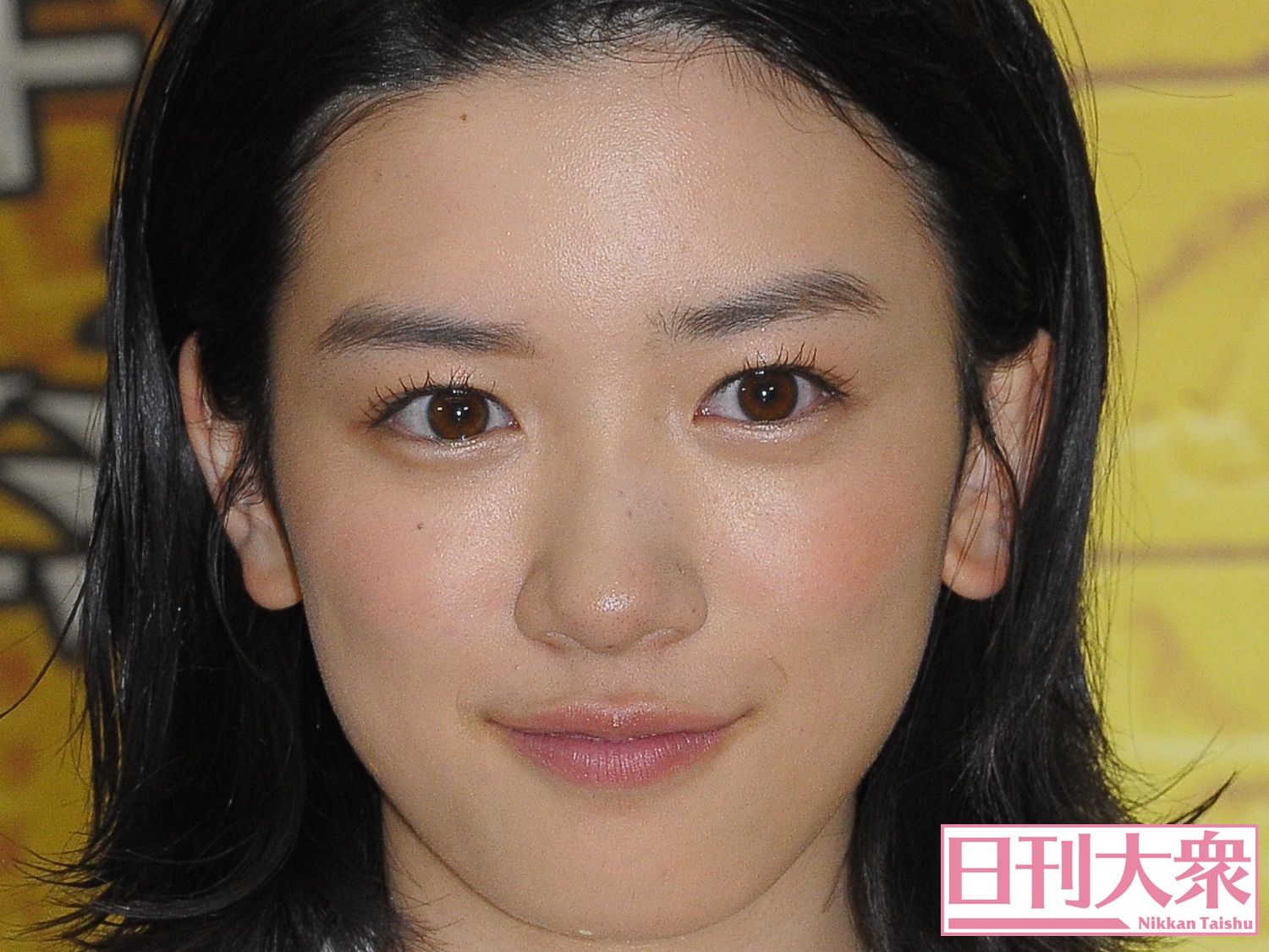 永野芽郁、シースルートップスの肌見せショット公開で『MAQUIA』初表紙を報告「ビジュやば」「透明感すごい」の画像