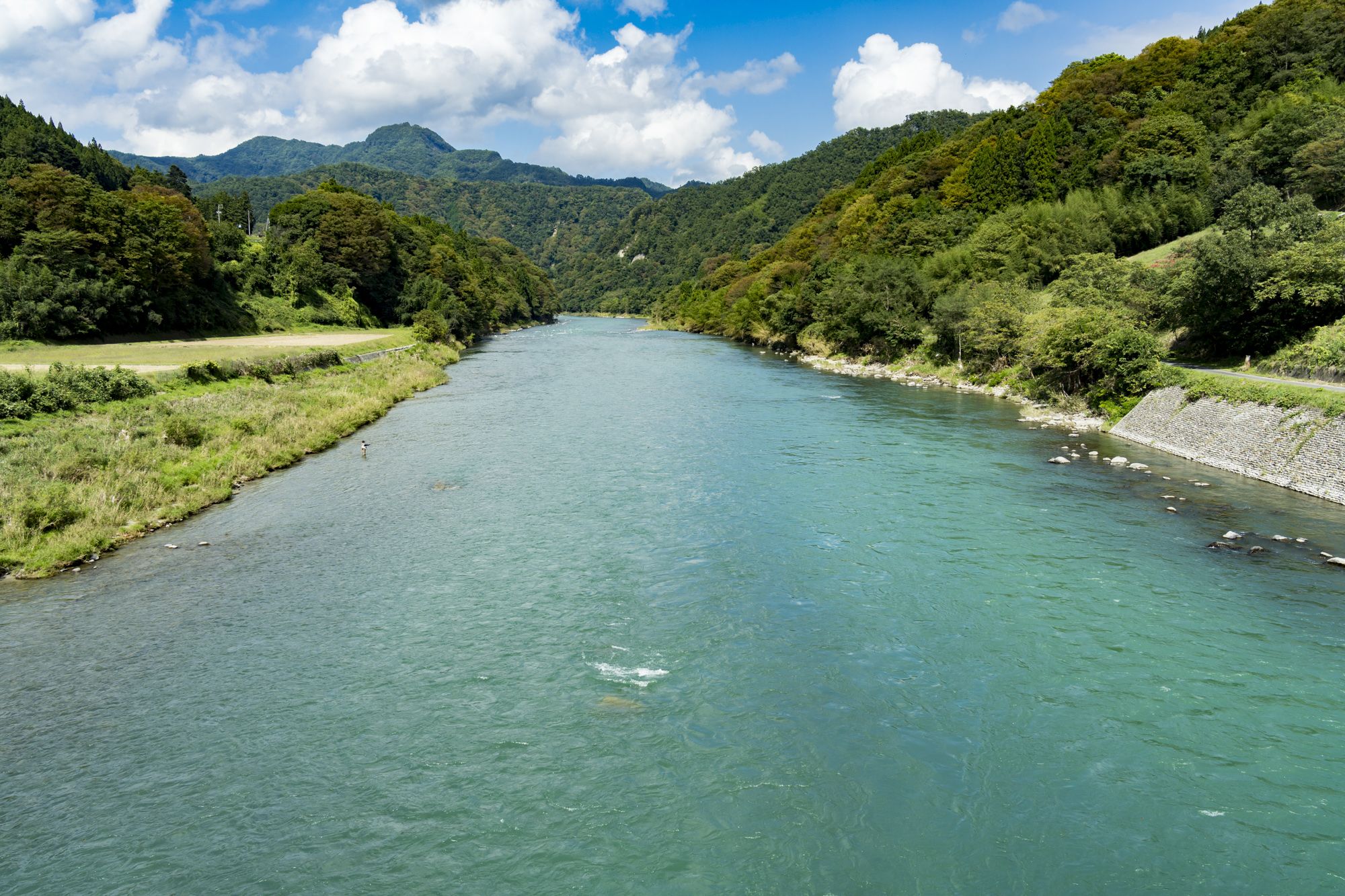 21年秋 犀川セカンドシーズン突入直前 通年釣り可能 殖産エリア本流で モンスター級 大型トラウトを狙え アクティビティ ニュース Bravo Mountain