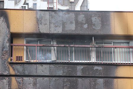 歌舞伎町ショック！あの「ひげガール」入居ビルで火災発生の画像