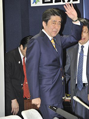 安倍首相 NHK掌握の次は民放各局へ陰湿な圧力!?の画像