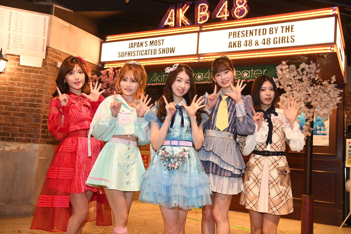 研究生7人全員のサプライズ昇格が、AKB48劇場15周年記念配信で発表！【画像8枚】の画像